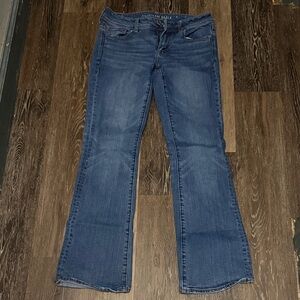 American Eagle Outfitters Women’s Medium Blue Flare Jeans